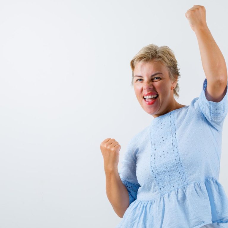 Empowered-woman-menopause-microdosing_Conscious-Pharmacist